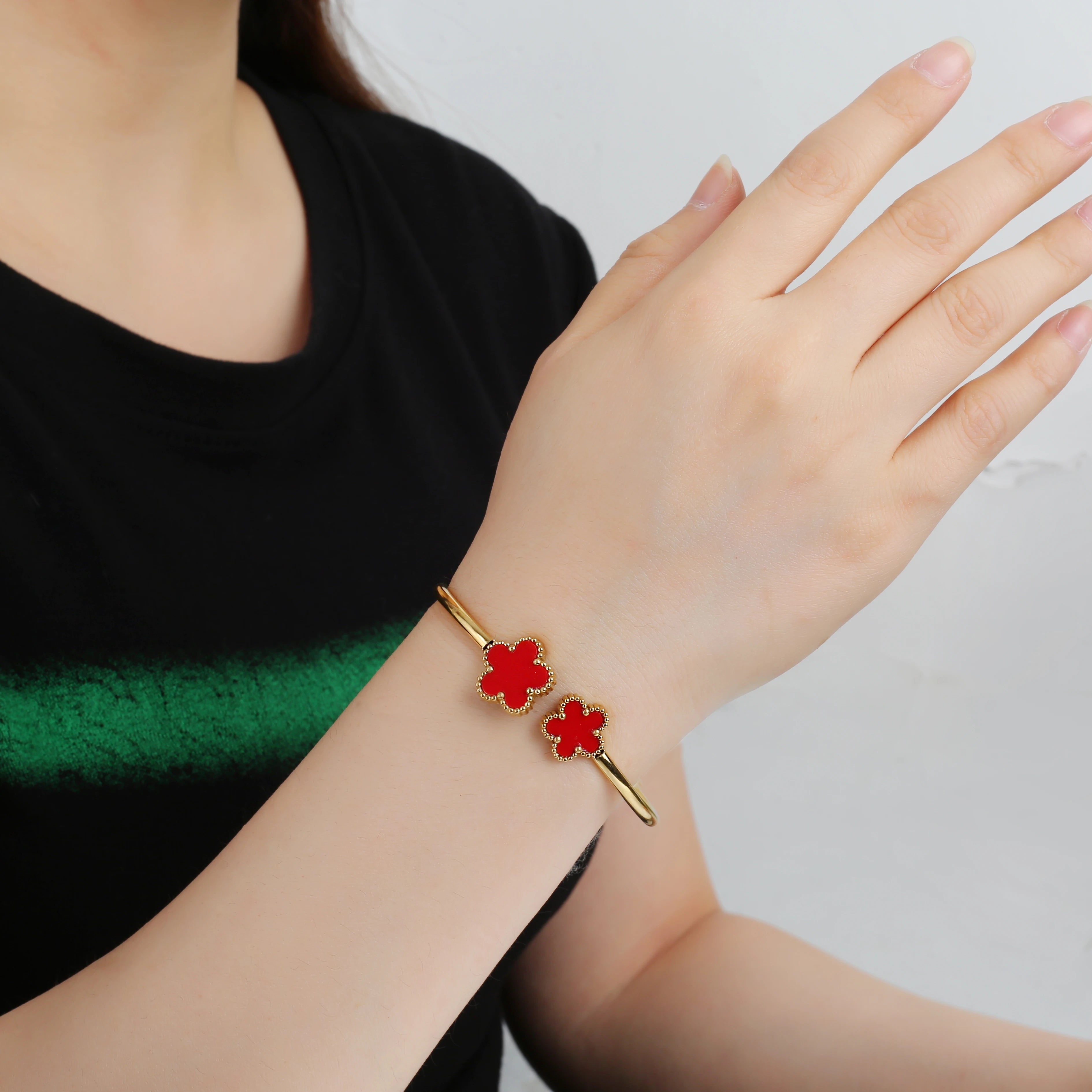 Lucky Five Leaf Clover Jewelry Set Stainless Steel Bangle Ring Women
