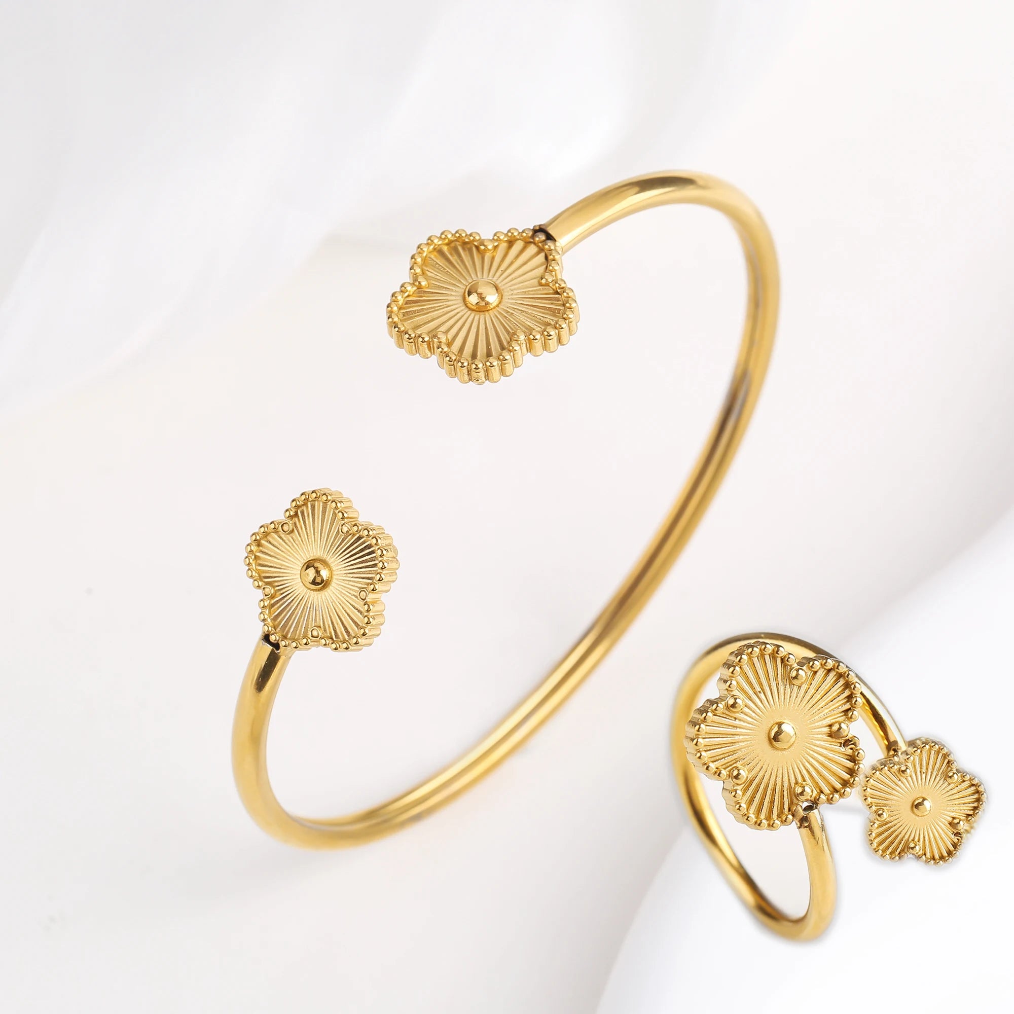 Lucky Five Leaf Clover Jewelry Set Stainless Steel Bangle Ring Women