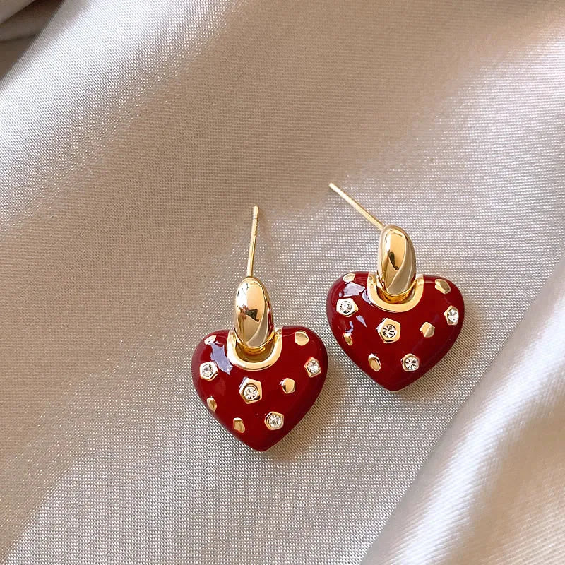 Unique Pearl Heart Hoop Earrings Simple Elegant Style for Women