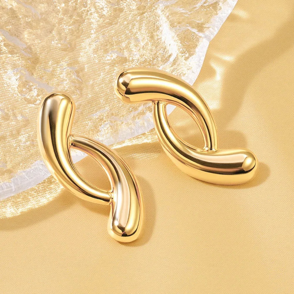 Retro Hollow Geometric Gold Stainless Steel Stud Earrings for Women