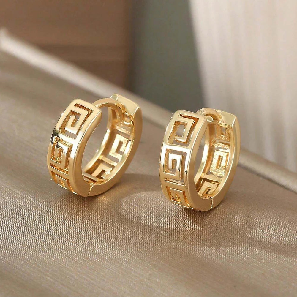 Stylish Hollow Hoop Earrings Gold Silver Geometric Design Women