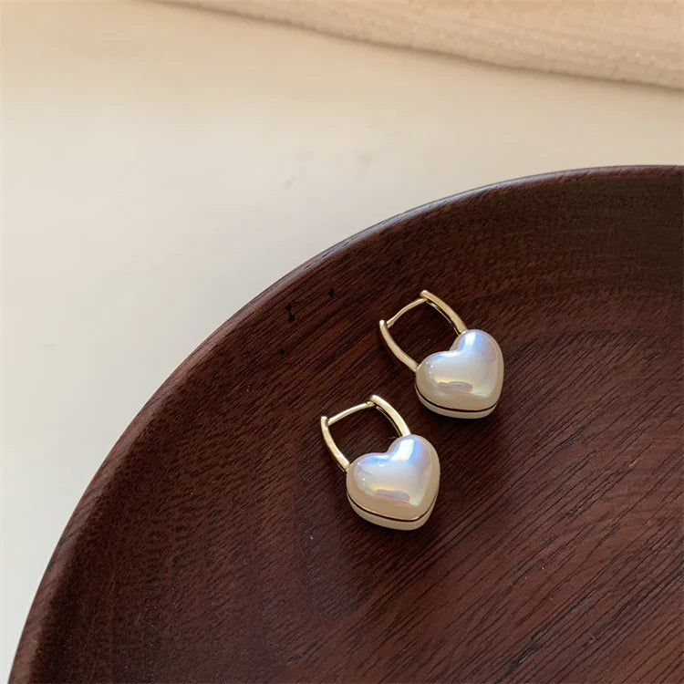 Unique Pearl Heart Hoop Earrings Simple Elegant Style for Women