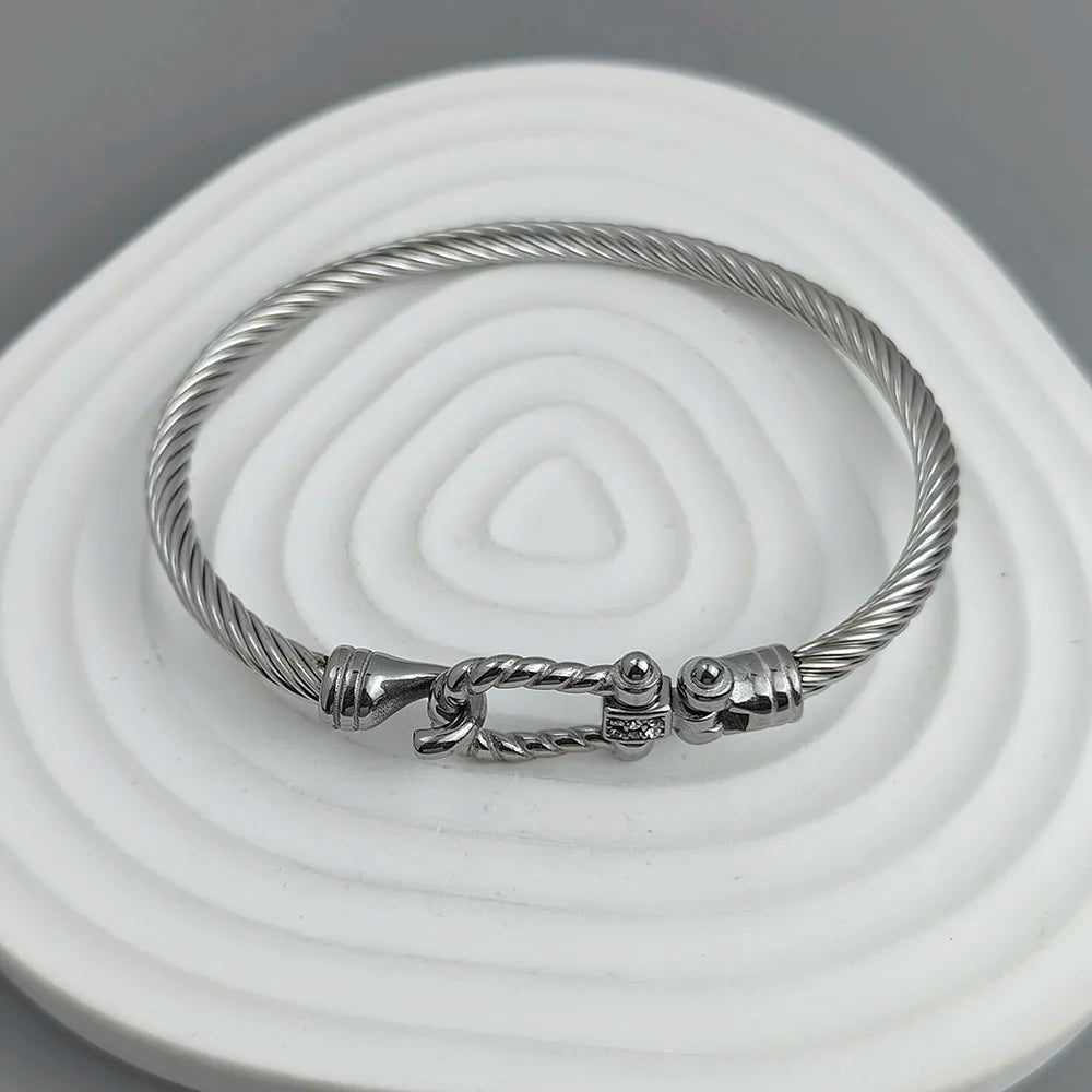 18K Gold Horseshoe Wire Bracelet Stainless Steel Waterproof Couple