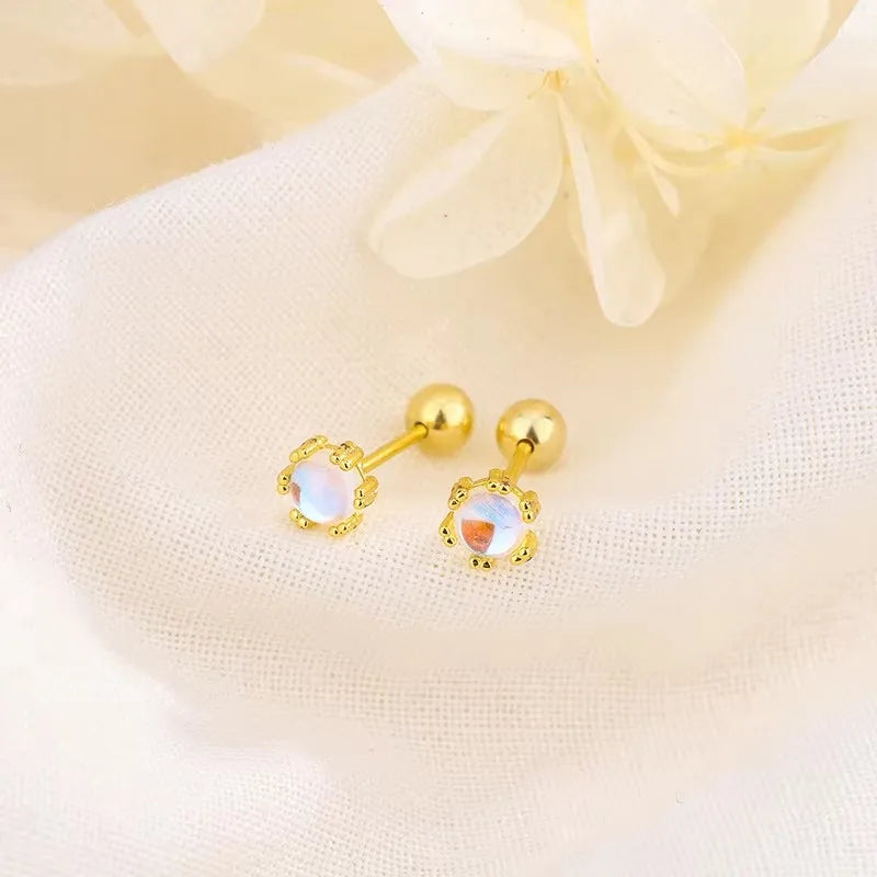 Minimalist Heart Stud Earrings Hypoallergenic Women