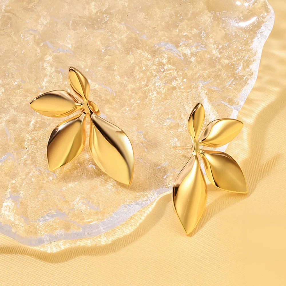 Elegant Flower Leaf Earrings Gold Shiny Women Jewelry