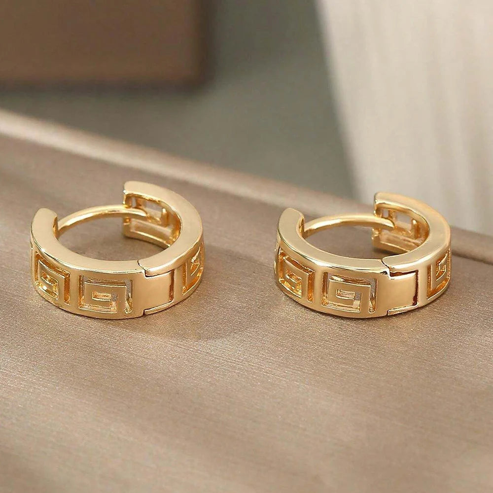 Stylish Hollow Hoop Earrings Gold Silver Geometric Design Women
