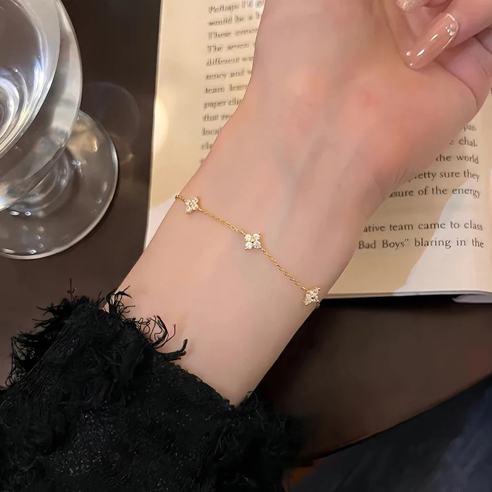 18K Gold Zircon Four Leaf Clover Necklace Stainless Steel Luxury