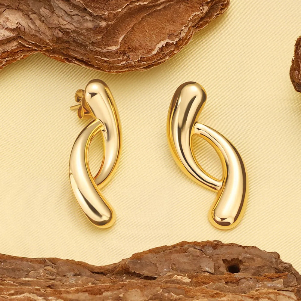 Retro Hollow Geometric Gold Stainless Steel Stud Earrings for Women