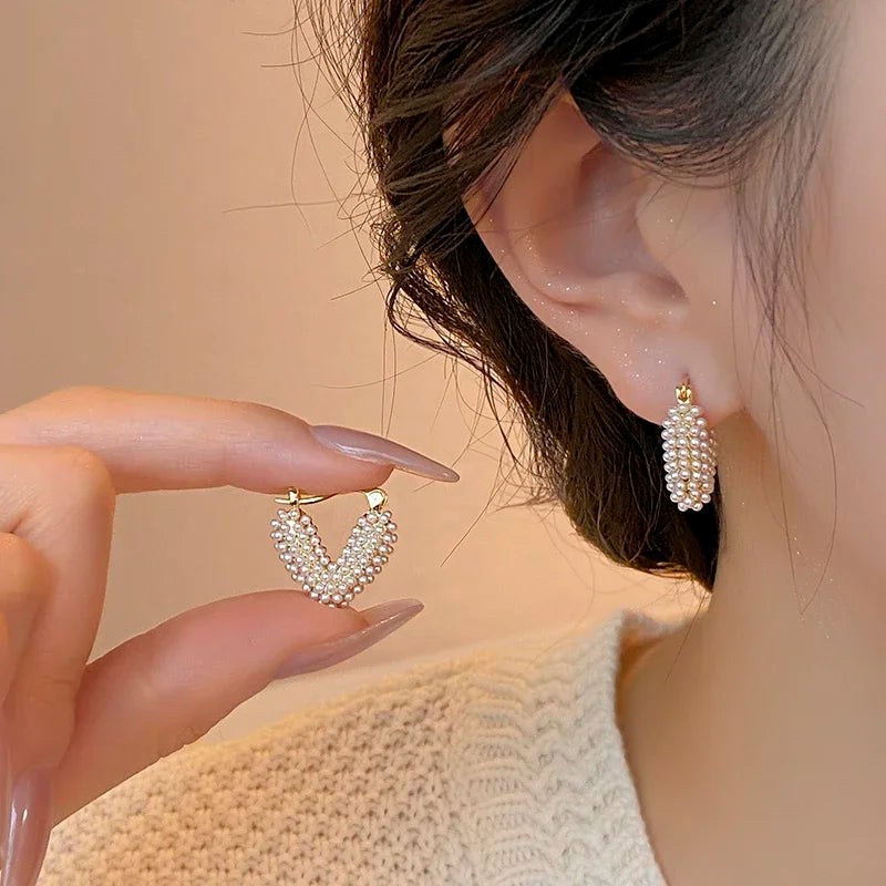 Unique Pearl Heart Hoop Earrings Simple Elegant Style for Women