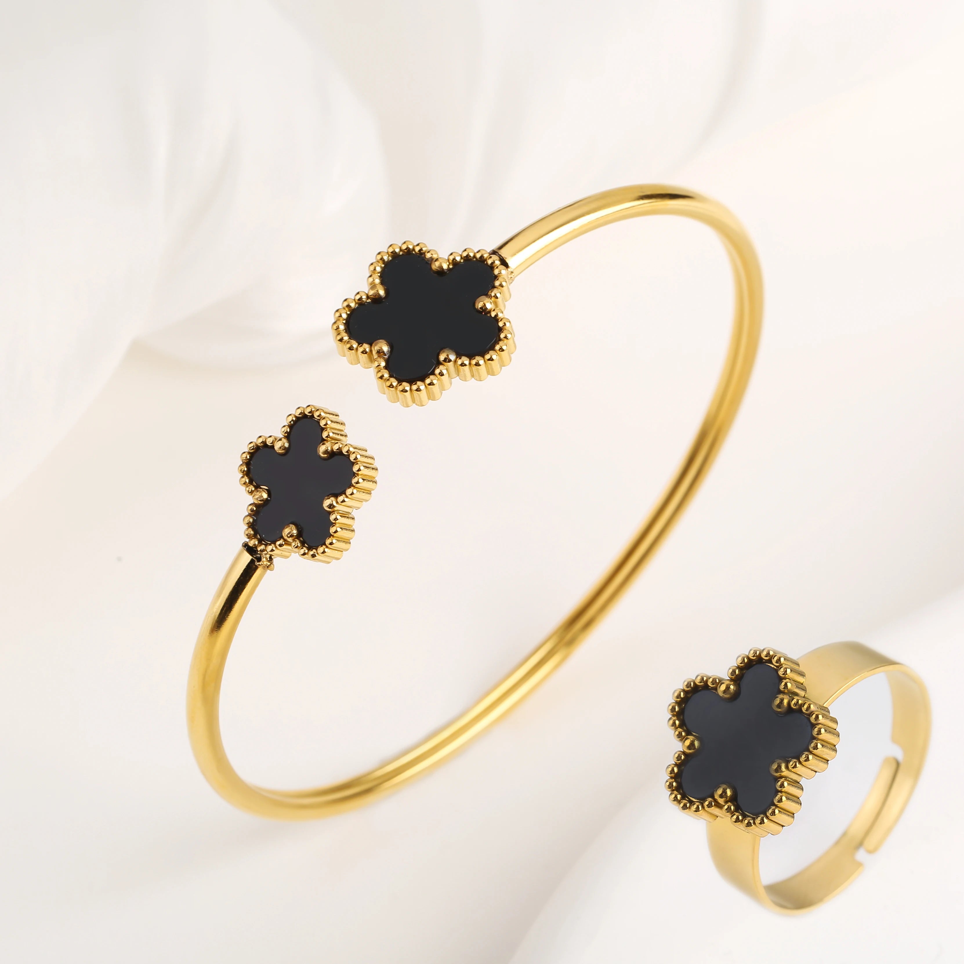 Lucky Five Leaf Clover Jewelry Set Stainless Steel Bangle Ring Women