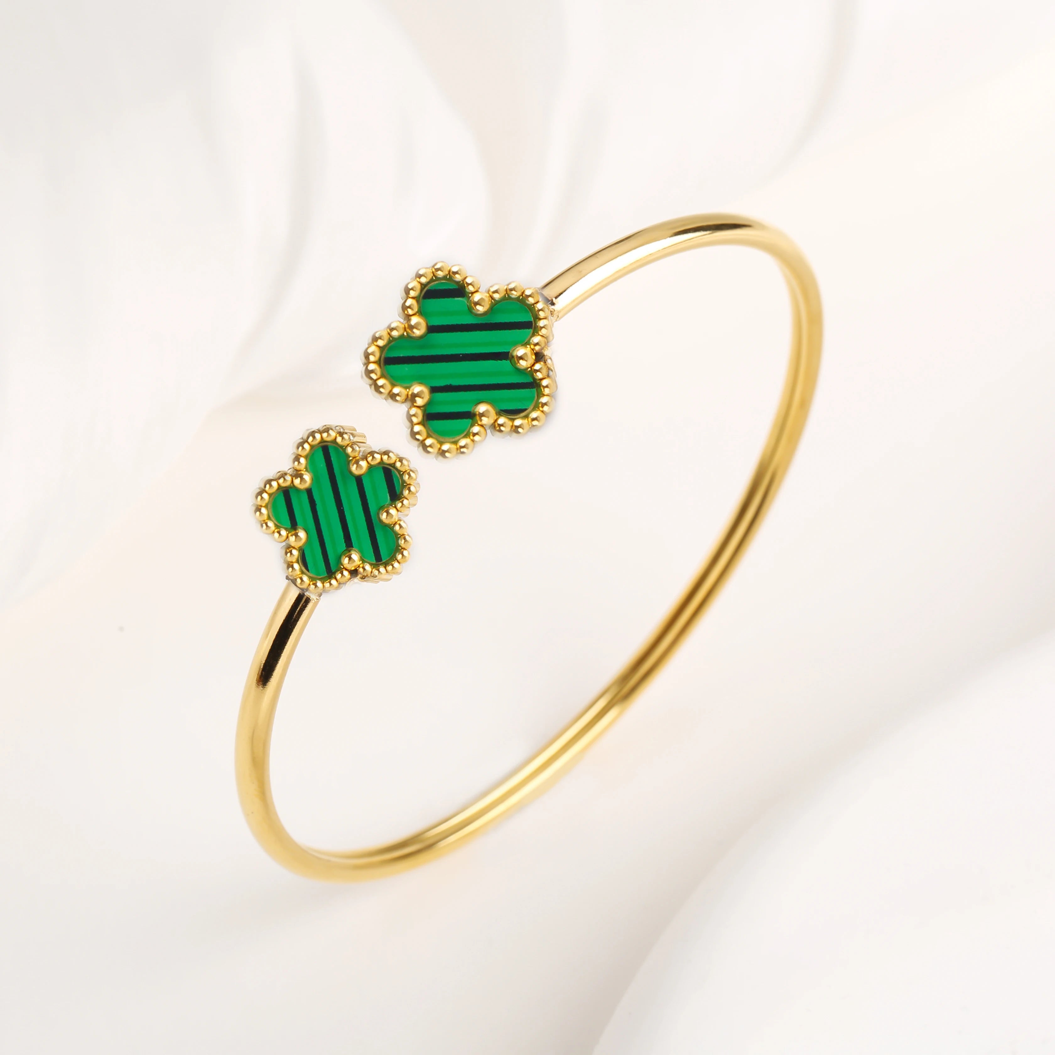 Lucky Five Leaf Clover Jewelry Set Stainless Steel Bangle Ring Women