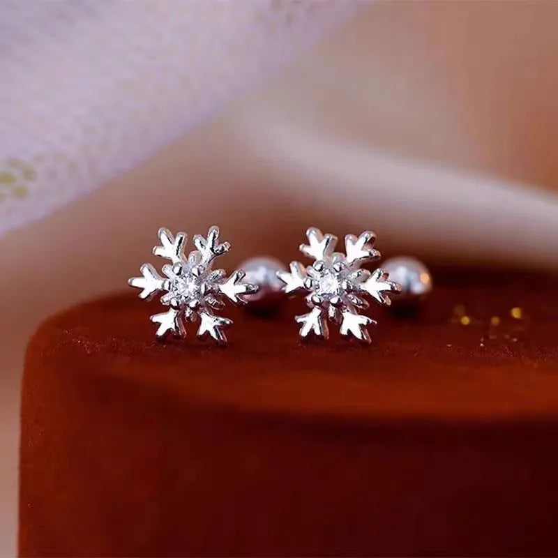 Minimalist Heart Stud Earrings Hypoallergenic Women
