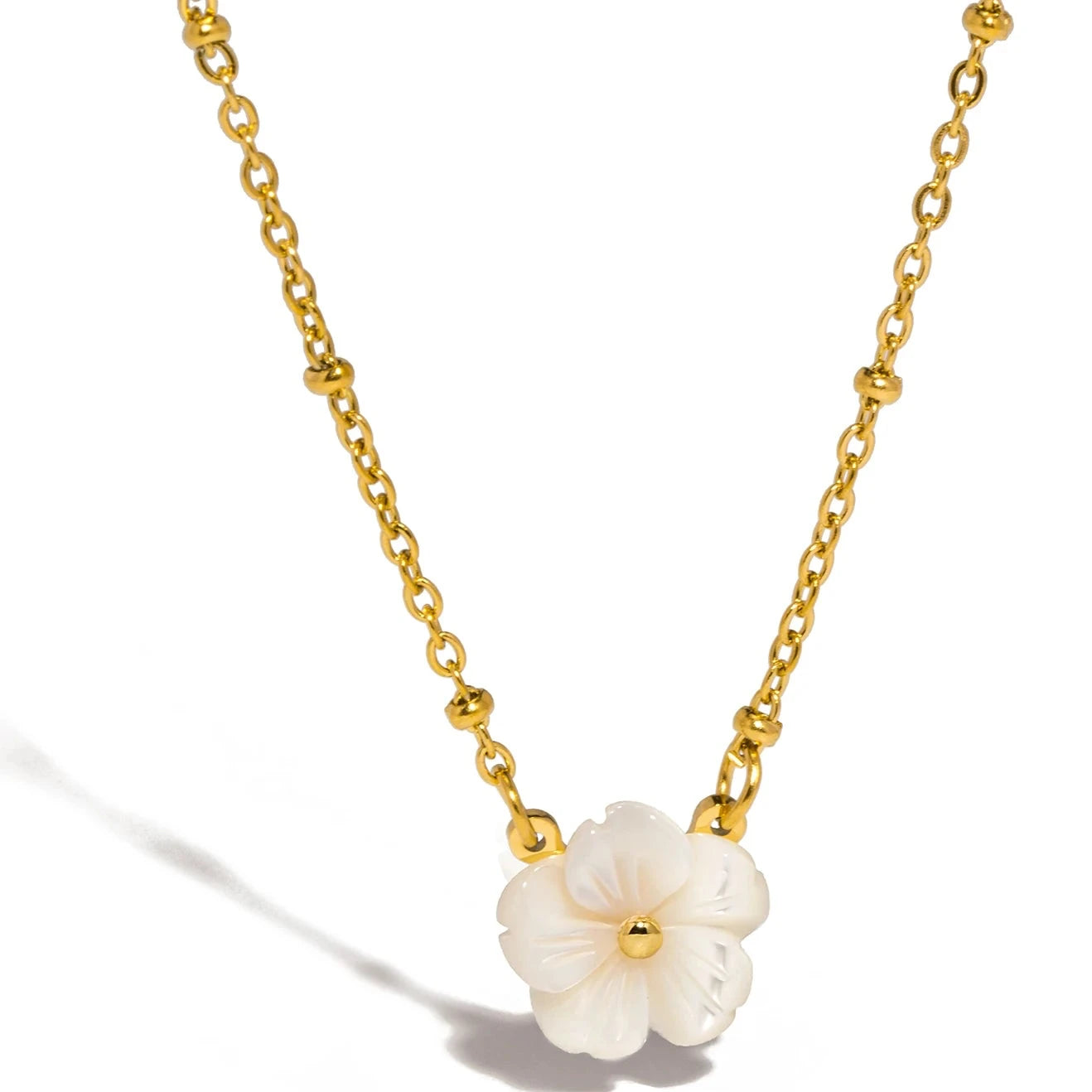 Stylish Flower Shell Necklace Colorfast Stainless Steel Jewelry