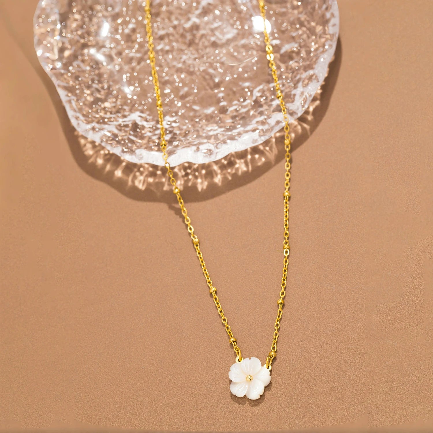 Stylish Flower Shell Necklace Colorfast Stainless Steel Jewelry