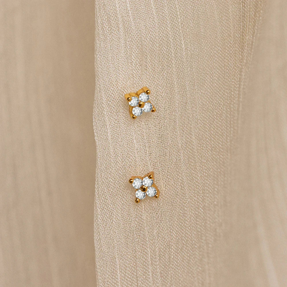 eManco Clover Black Gemstone Stud Earrings Stainless Steel Elegant