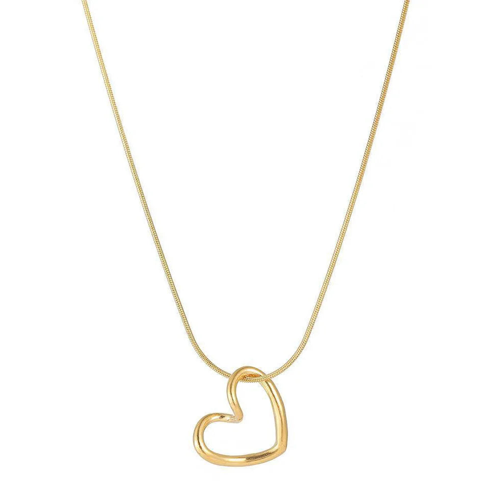 Minimalist Heart Pendant Necklace Thin Chain Korean Style Women