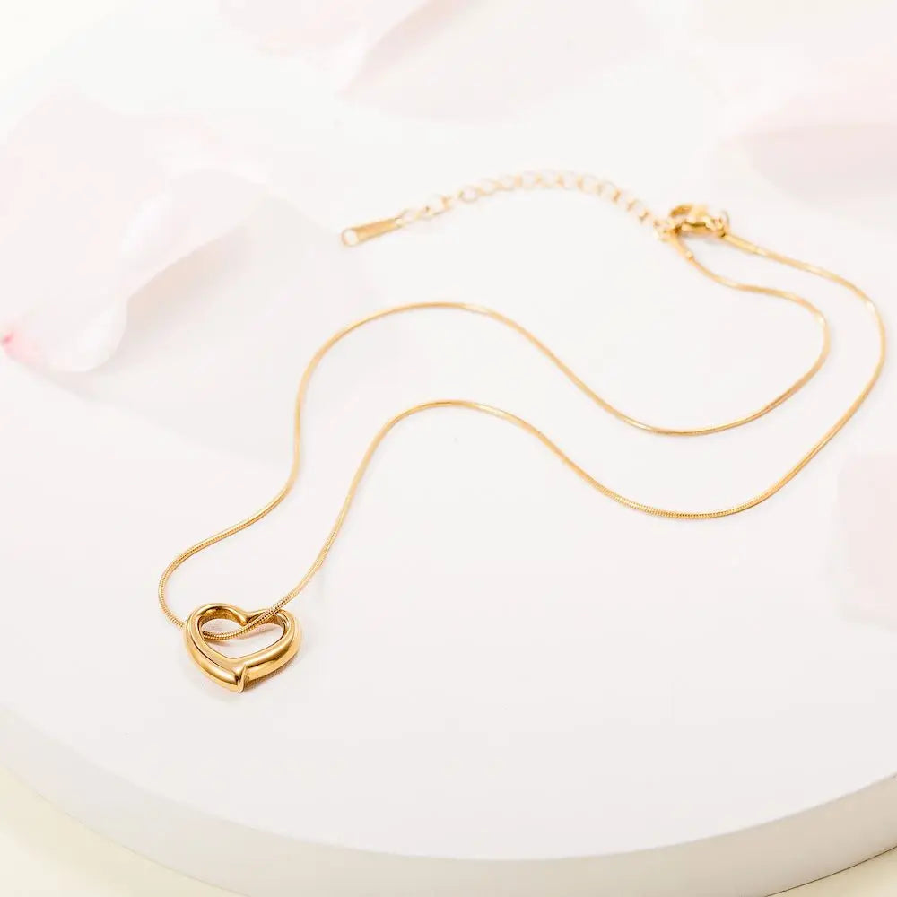 Simple Hollow Heart Pendant Necklace Stainless Steel Waterproof