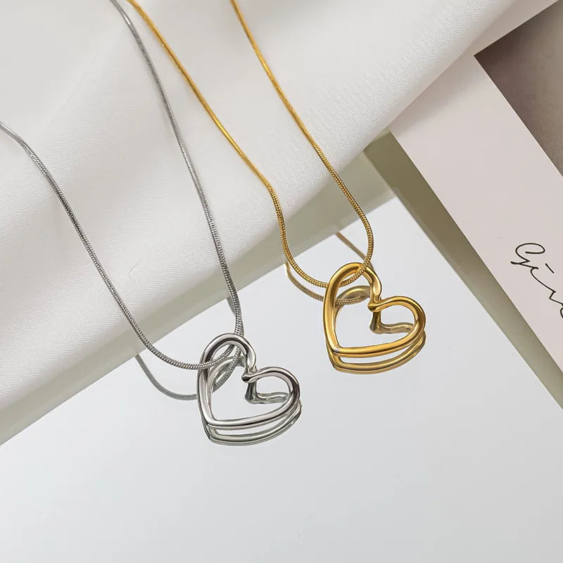 Minimalist Heart Pendant Necklace Thin Chain Korean Style Women