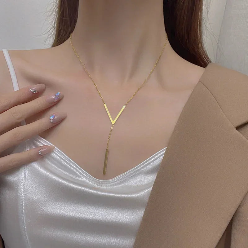 Stylish Long V Necklace Gold Vertical Bar Pendant Women 2024