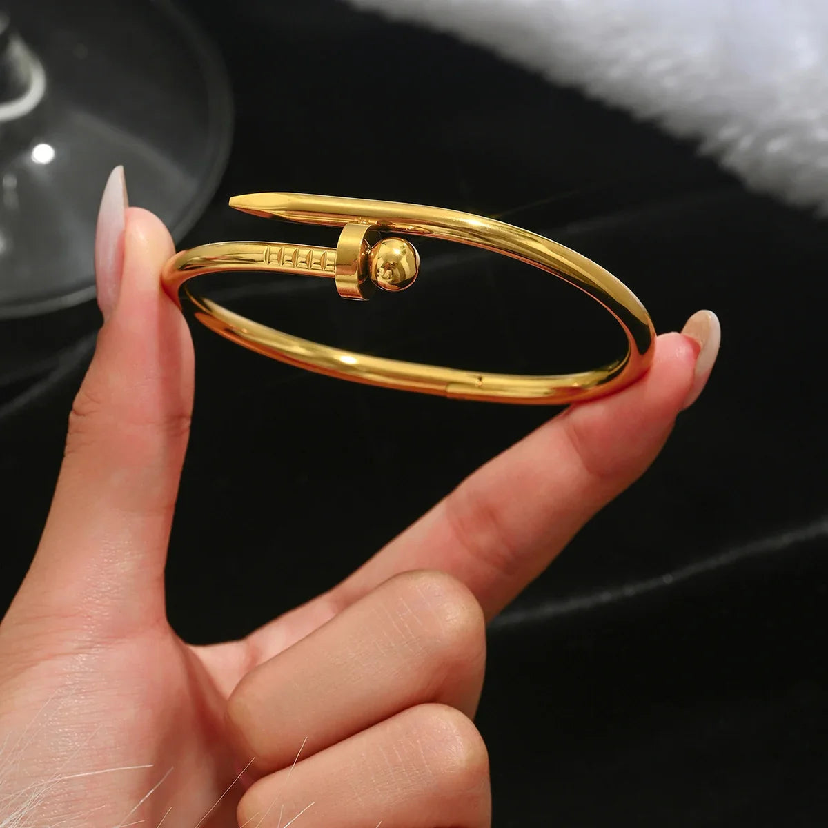 Four Leaf Clover Bracelet Gold Nail Bangle Women Jewelry