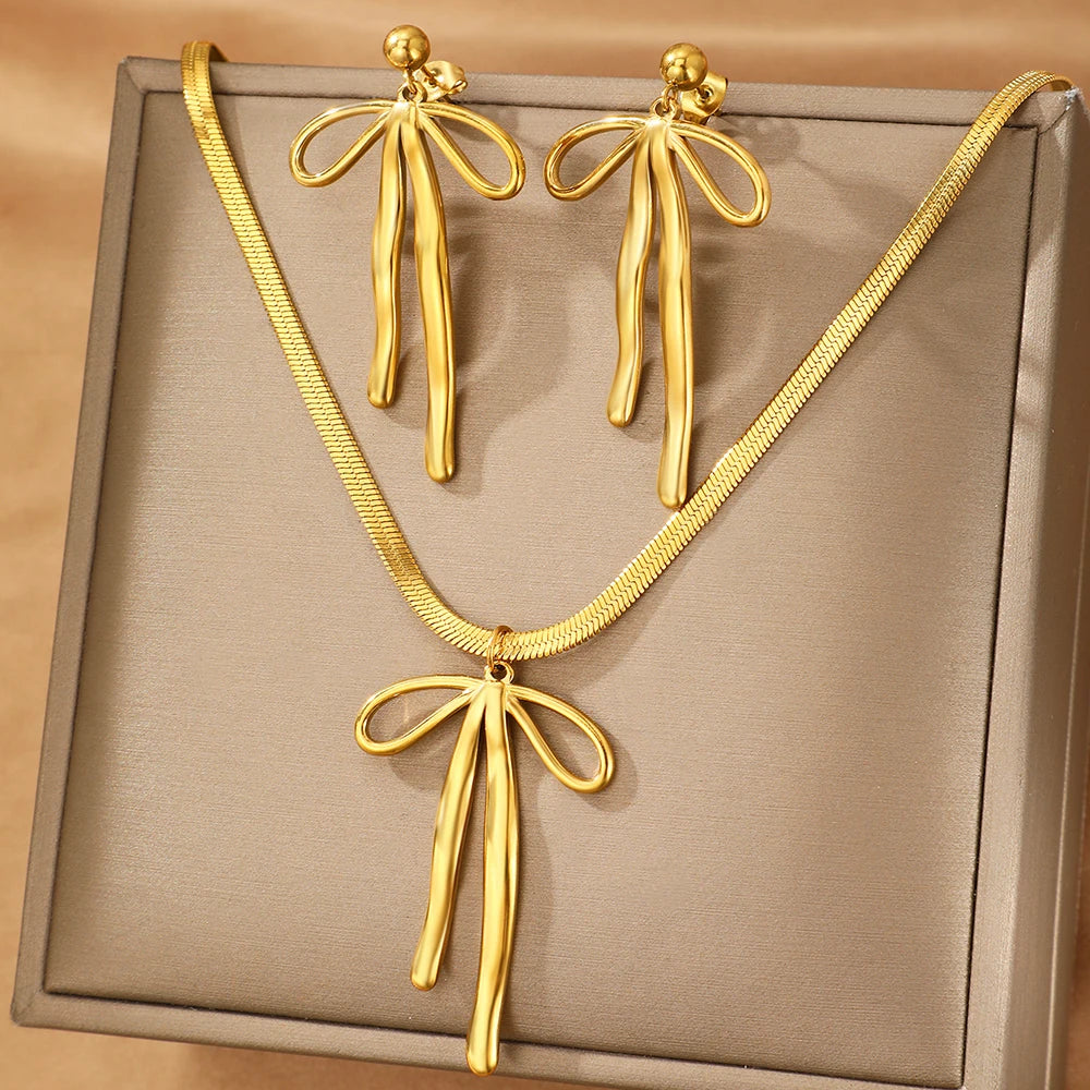 Stylish Bow Pendant Set Snake Chain Necklace Earrings Women